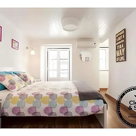 Hotell Ps Flats-av Liberdade Iv - Clean&safe Stamp